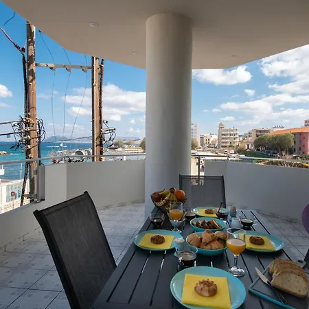 Alsalos Sea View דירה חאניה